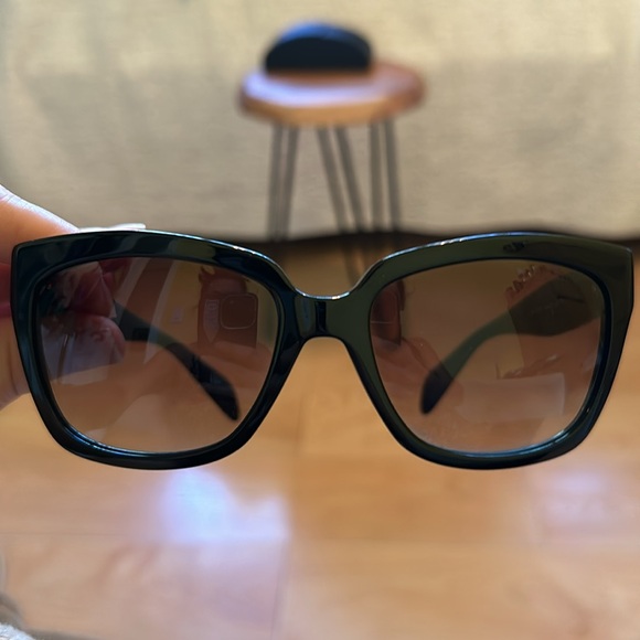 Prada SPR 07P-A Sunglasses Black EUC - Picture 13 of 13